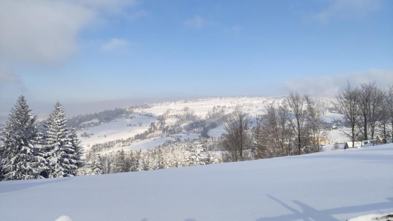 Chata Pietraszyna Koniakow Luaran gambar